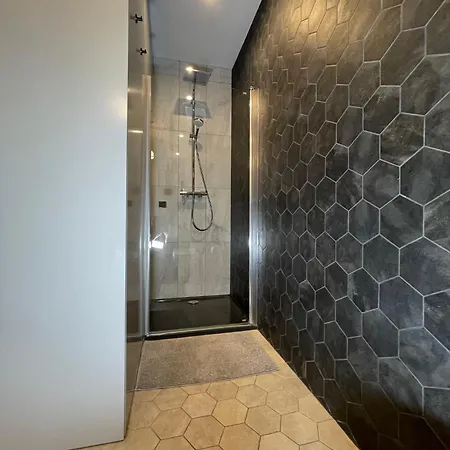 Azur - 12 Pietro - Azw Apartmán *