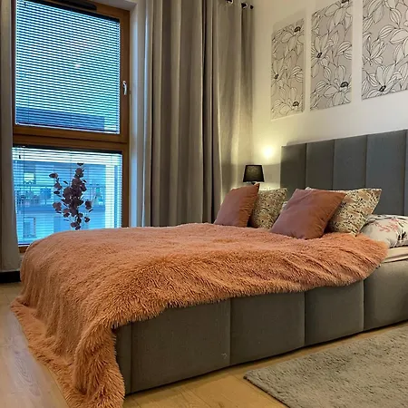 Azur - 12 Pietro - Azw Apartmán *