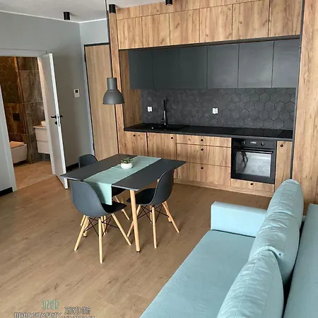 Azur - 12 Pietro - Azw Apartmán