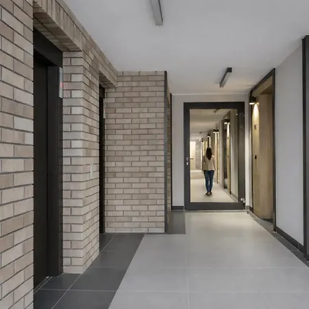 Azur - 12 Pietro - Azw Danzig