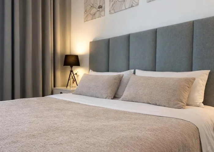 Apartment Azur - 12 Pietro - Azw