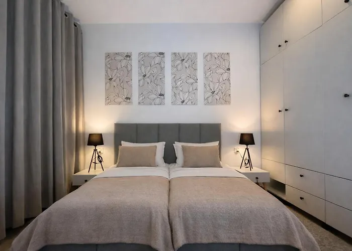 Azur - 12 Pietro - Azw Apartment